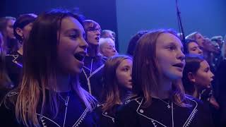 Bruno Pelletier et Brigitte Boisjolidu - Quand on arrive en ville (Starmania)
