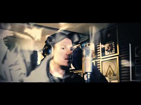 Jake E – “Right Here Waiting” (Richard Marx Cover) | One Take Live Vocal Performance