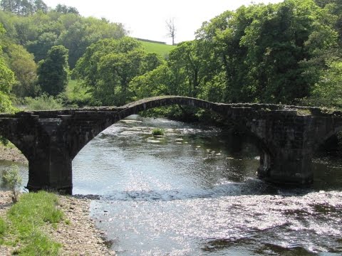 Lancashire Country Walk - Hurst Green-Brandywine Bridge-Stonyhurst College round