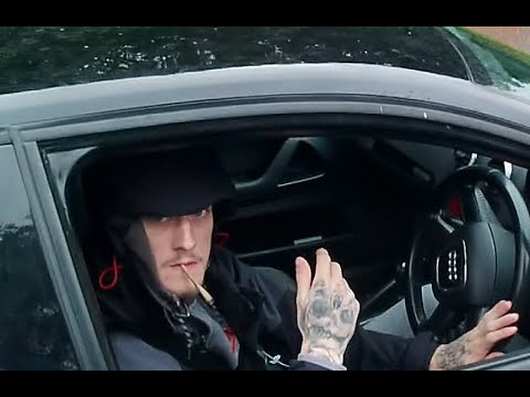 YF56NWZ rams bike after close pass