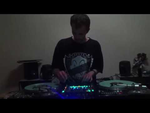 DJ CHINMACHINE  — DMC ONLINE WORLD CHAMPIONSHIP ROUND 1(DJ FROM RUSSIA) WhuttZupRap