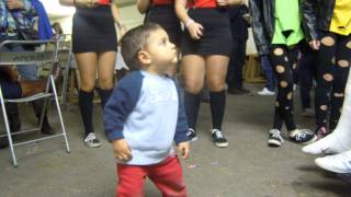 Bailando en la carpa