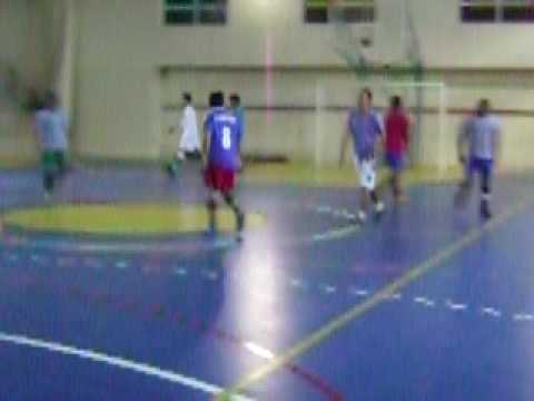 Eu jogando uma pelada com os camaradas...