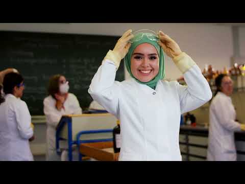 Pharmazeutisch-technische Assistenten (PTA)