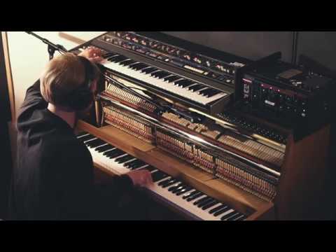 Faux Tales - Beacon (Piano & Jupiter 6 Live Version)