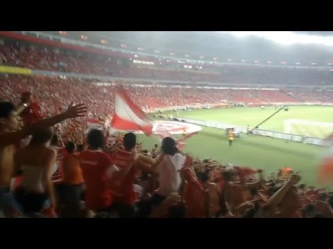 "Inter 3x2 Emelec - Aquarela Colorada - Guarda Popular" Barra: Guarda Popular &bull; Club: Internacional