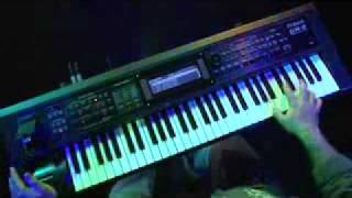 Video thumbnail for Roland GW-8 Workstation by Gear4music Guitars