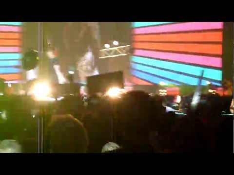 [Fancam]120303 BEAST Beautiful Show In Singapore - V.I.U