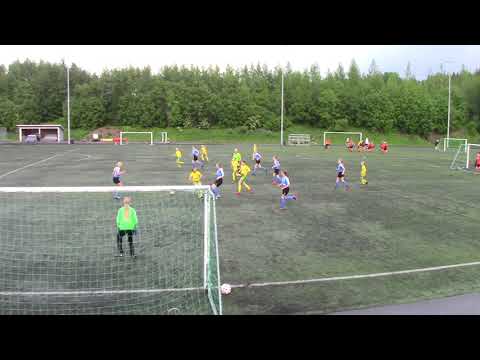 D13 länsi kakkonen: LeKi – Ilves keltainen (D12)