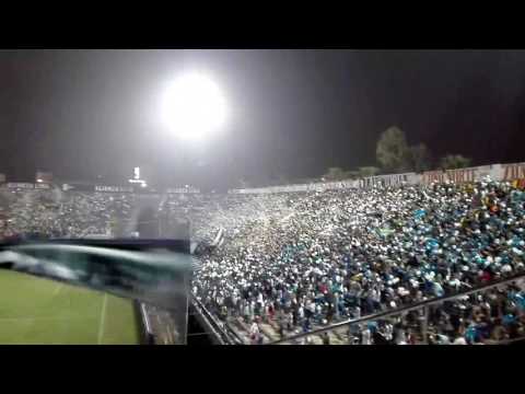 "Alianza vs independiente...la hinchada más grande del PERV" Barra: Comando SVR &bull; Club: Alianza Lima