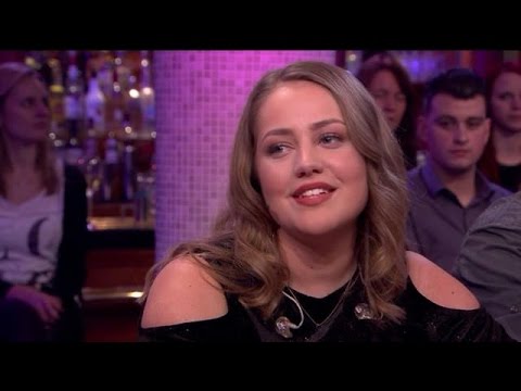 Pleun: “Grote eer dat ik vergeleken word met Adele" - RTL LATE NIGHT