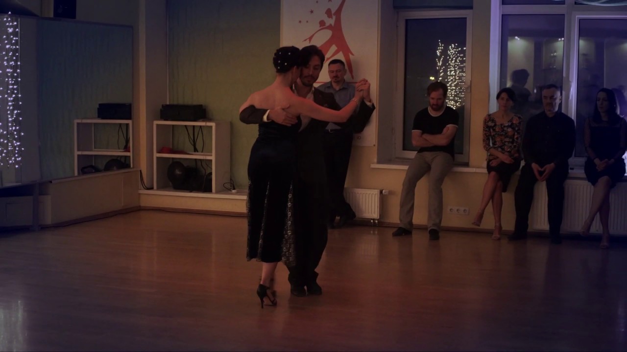 Dominic Bridge & Alla Drugova - Kyiv - "Fruta Amarga"