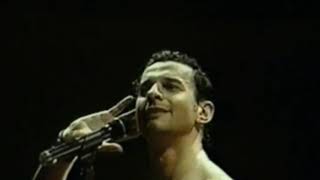 Depeche Mode - I Feel Loved (Live From The Exciter Tour 2001)