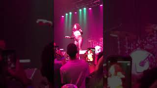 Keke Wyatt SAAAANGIIIN!!