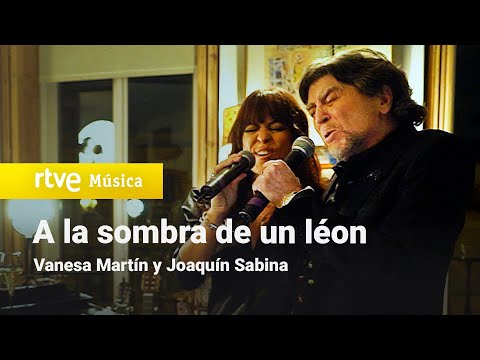 A La Sombra De Un León video