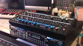 Video thumbnail for Roland MKS-80 and MPG-80 by lesingemonotone