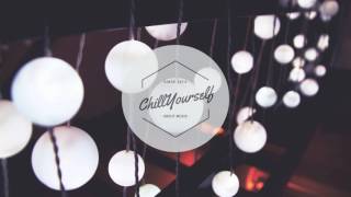 Alva Noto & Ryuichi Sakamoto - Moon