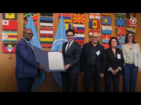 More than 100 agricultural treasures: GIAHS Award Ceremony and Exhibition