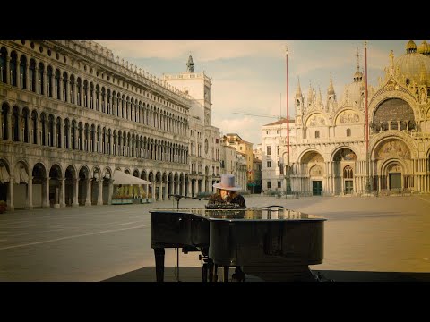 Videoclip de Sarebbe Questo Il Mondo — Zucchero