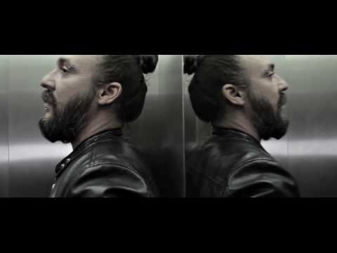 Squeeze Theeze Pleeze - Mais Fácil (Official Video)