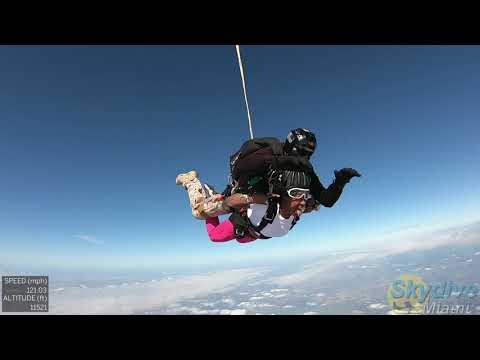 Charima's wonderful freefall at Skydive Miami (01-20-2020)