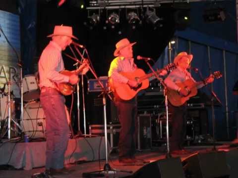 The Webb Brothers - Who Put The Roo In The Stew