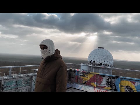 Oussoum - ‘FRIENDS’ (2MIN2MOOD EP. 4)