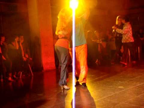  Horacio Godoy  and  Cecilia Garcia  are  dancing  to  the  milonga  "  Sobre El Pucho  "