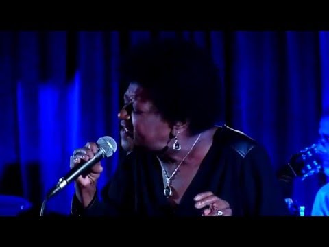 Alaíde Costa - Amigo Amado (A.Costa e V. de Moraes)