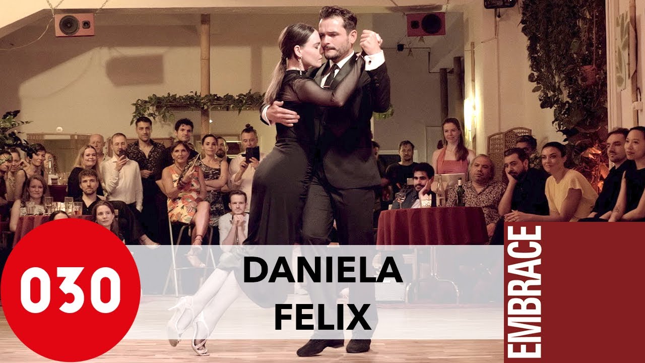 Daniela Schulz and Felix Naschke – Y siempre igual