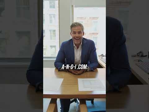 How A CEO Solves Problems On The Go #shorts