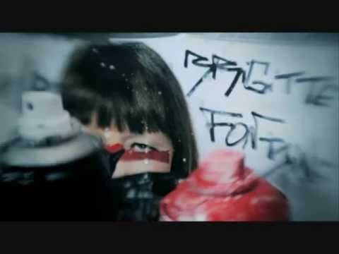 Videoclip de Inadaptée — Brigitte Fontaine