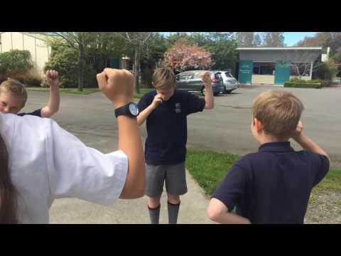 Kēmu 1: Hei Tama tū Tama