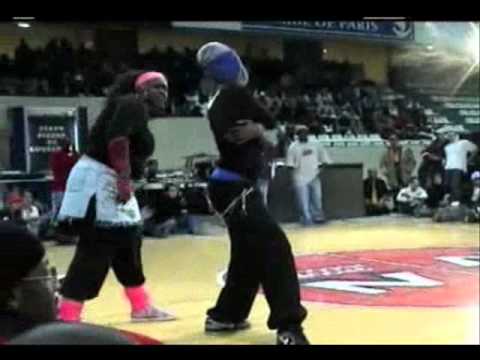 Manu & Loic vs Funky Ladies - Locking Final Juste Debout 2004
