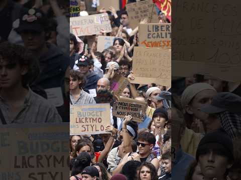 Las protestas en Francia crecen pese al intento del primer ministro de apaciguarlas #shorts