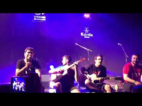 Quan tot s’enlaira, Txarango