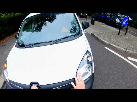 Angry Pedestrian at Gandalf Corner and EP19LTK goes back