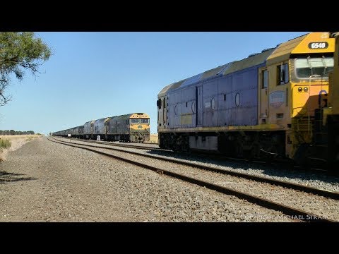 Grain Trains Cross At Gheringhap Loop - PoathTV Australian Trains & Railways