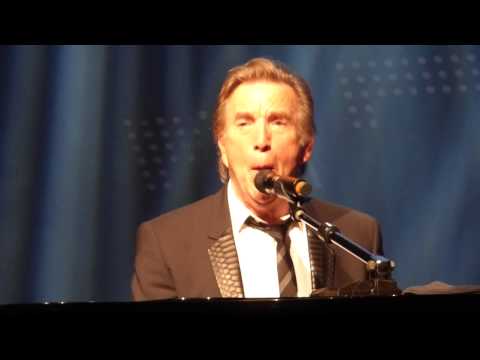 Will Tura 75 in concert - Als de muren - Capitole Gent 28 03 2015 Henri-Cesar VdA