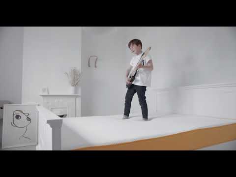 eve Mattress unboxing with Donna Howell Designs