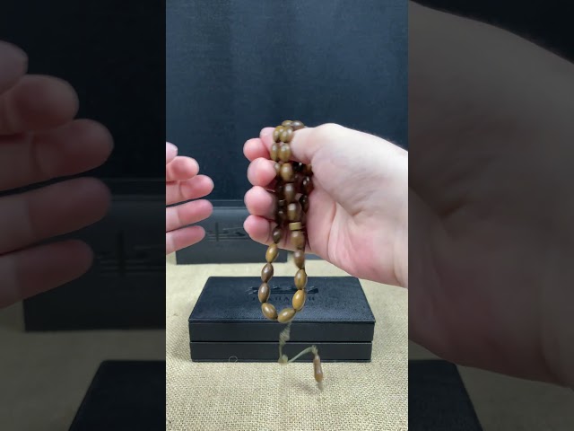 سبحة من خشب الصندل العطري و الطبيعي