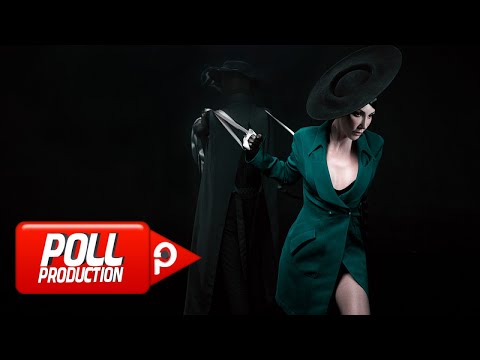 Aşk Sandım - Hande Yener