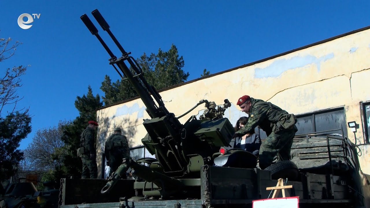 Военните в Хасково отвориха вратите си за празника на Сухопътните войски
