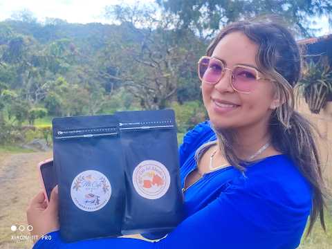 Cultivado por Blanca Quevedo en la Finca El Tesoro, Albán, Cundinamarca