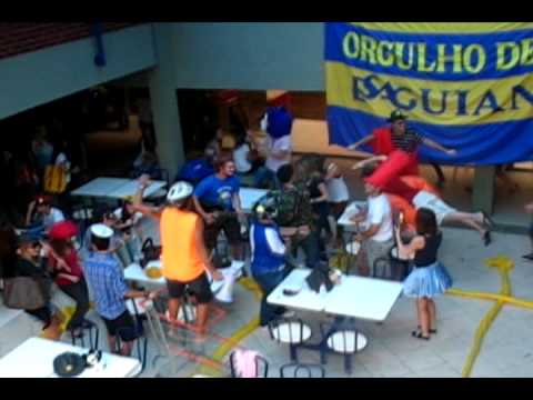 Harlem Shake ESAGuiano