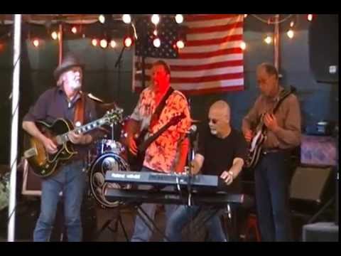 SDV_4830-Between songs-Jerry Miller's 73rd BD @ Uncle Sams 2016-07-10