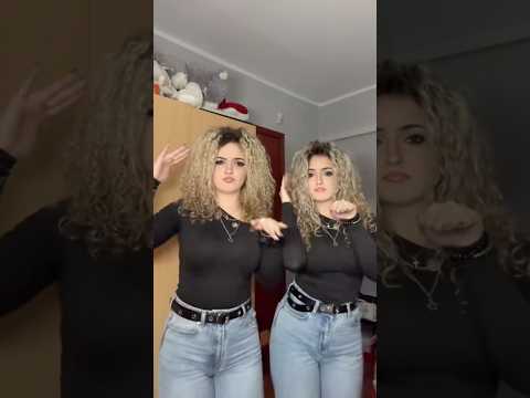 Trend😇 #twins #shorts #romania #dance #viral #curlyhair #gemeni #balkan