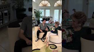 Download lagu Singing 'Pretty Little Baby' to Connie Francis mp3 Download lagu Singing 'Pretty Little Baby' to Connie Francis mp3