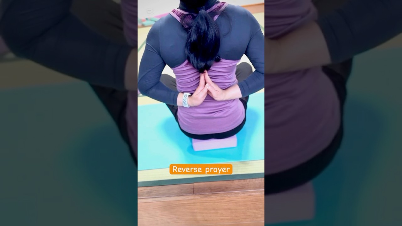 Soothing neck & shoulder stretch