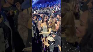 Download lagu KATSEYE with ARIANA GRANDE @ VMAS #katseye #arianagrande mp3